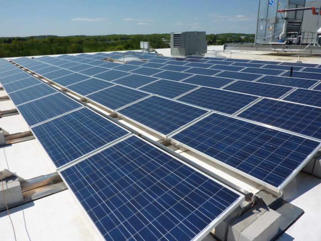 solar-cool-roofing-france-1024x768 solar-cool-roofing-france-1024x768